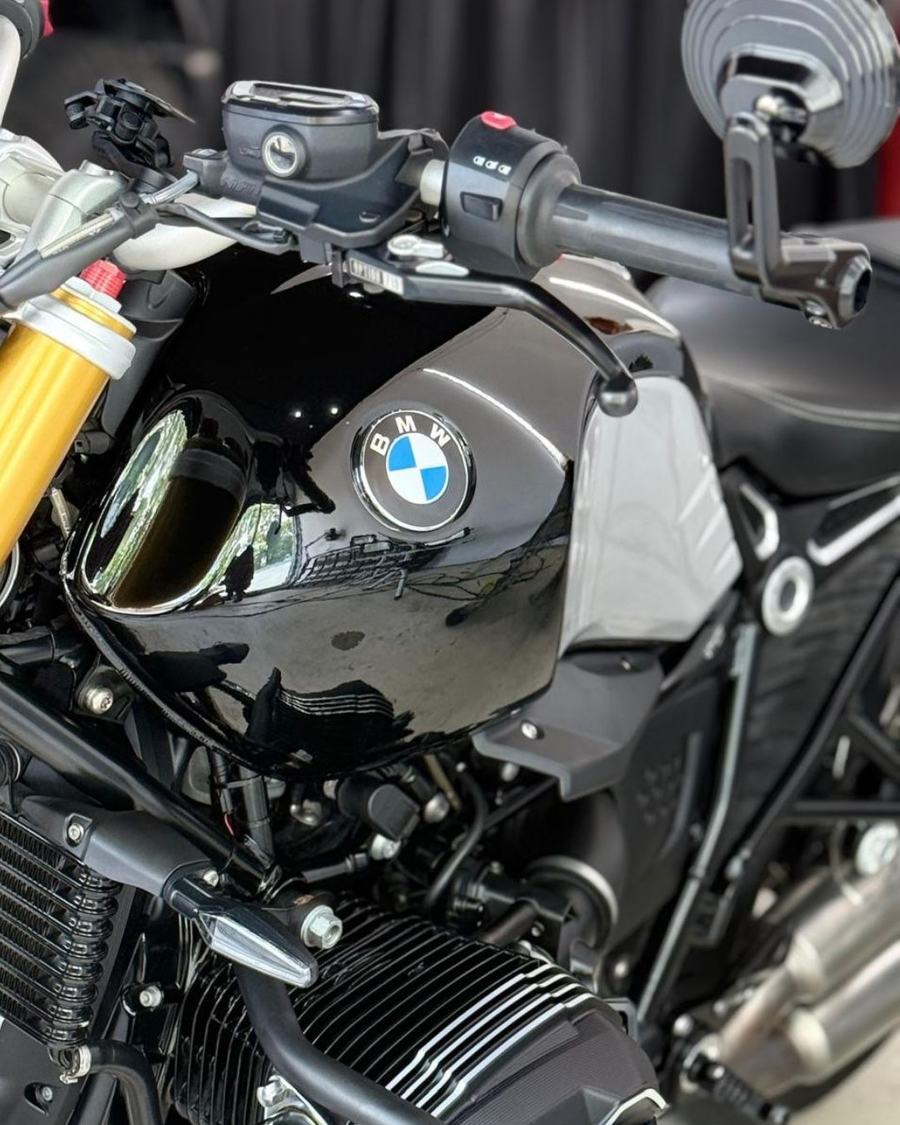 Detailing de Motos - BMW R nineT - White Glove Panama